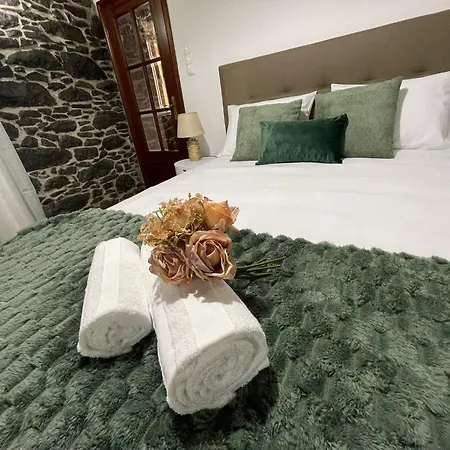 Casa Gouveia بيت للعطل