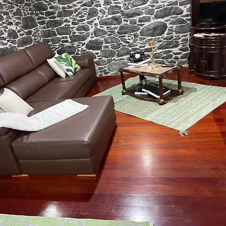 Casa Gouveia * ريبيرا برافا